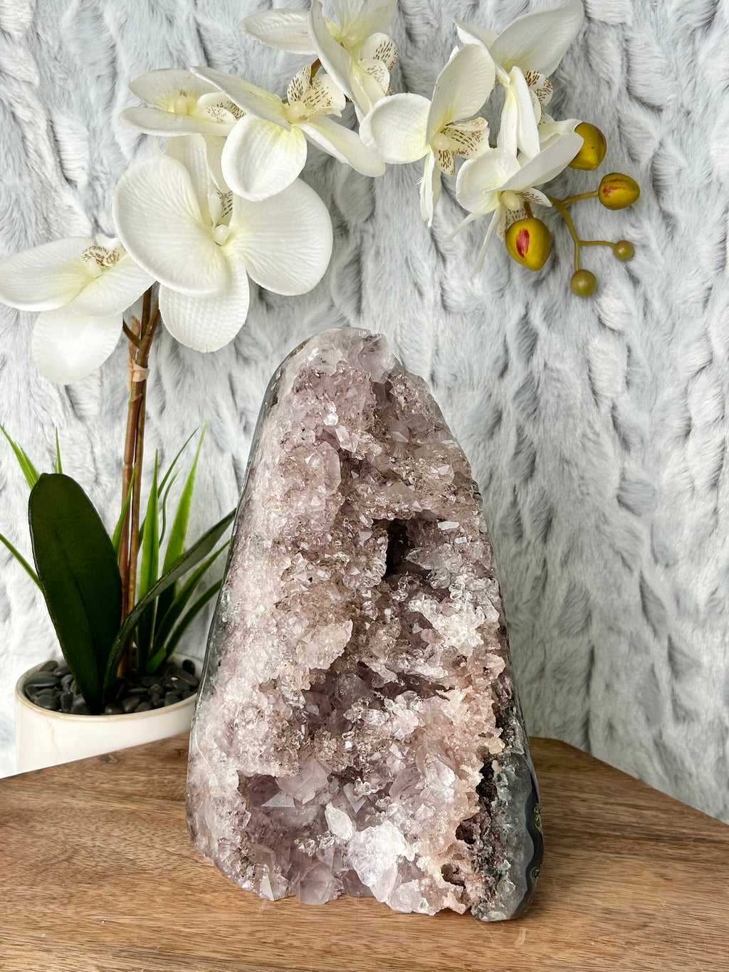 HQ Amethyst Freeform w/Jasper