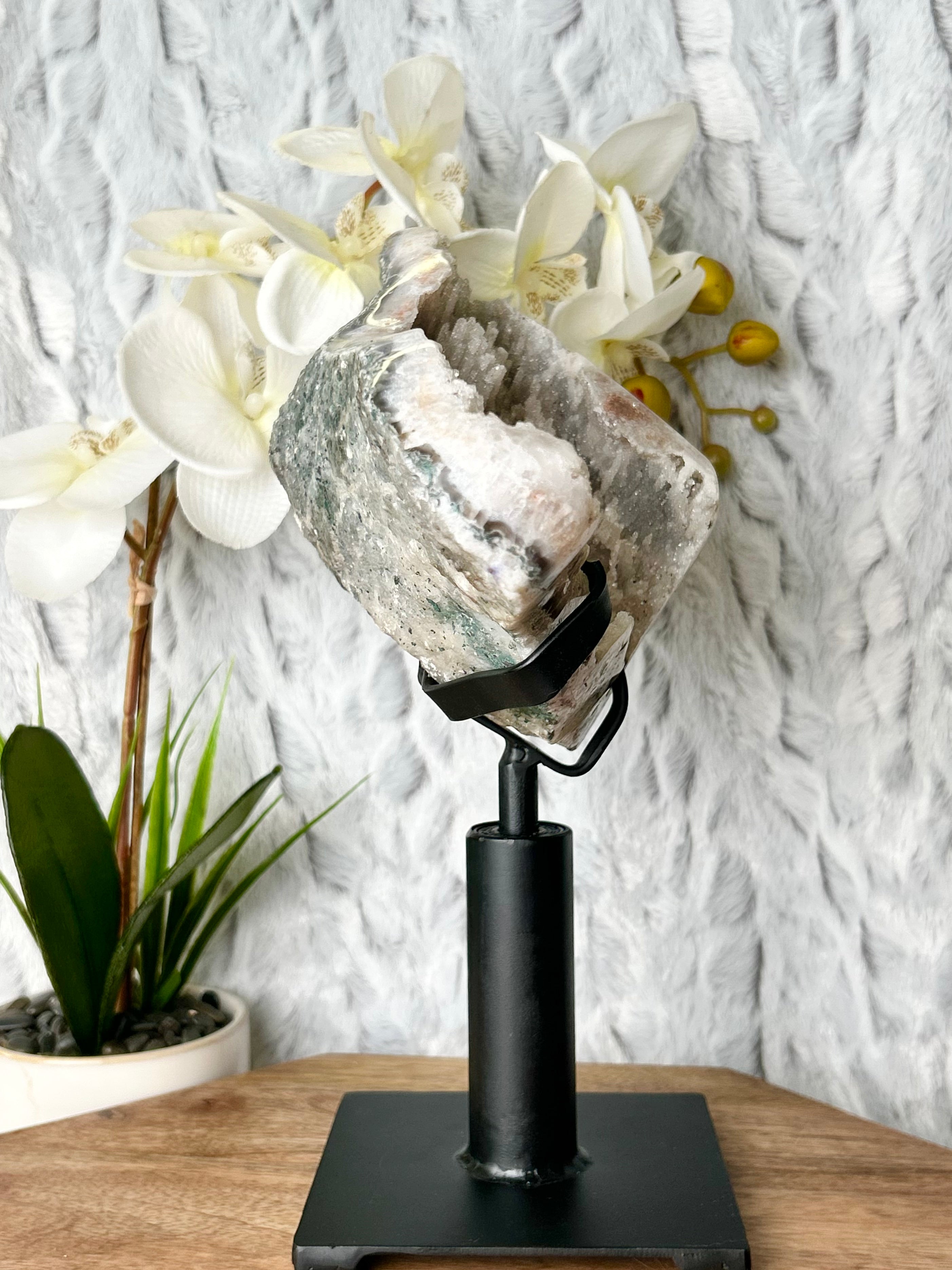 Stalactite shower Amethyst on spinning stand