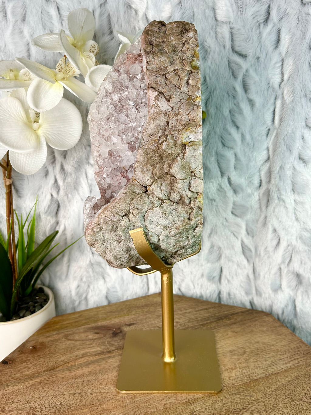 Unique Amethyst Geode Portal