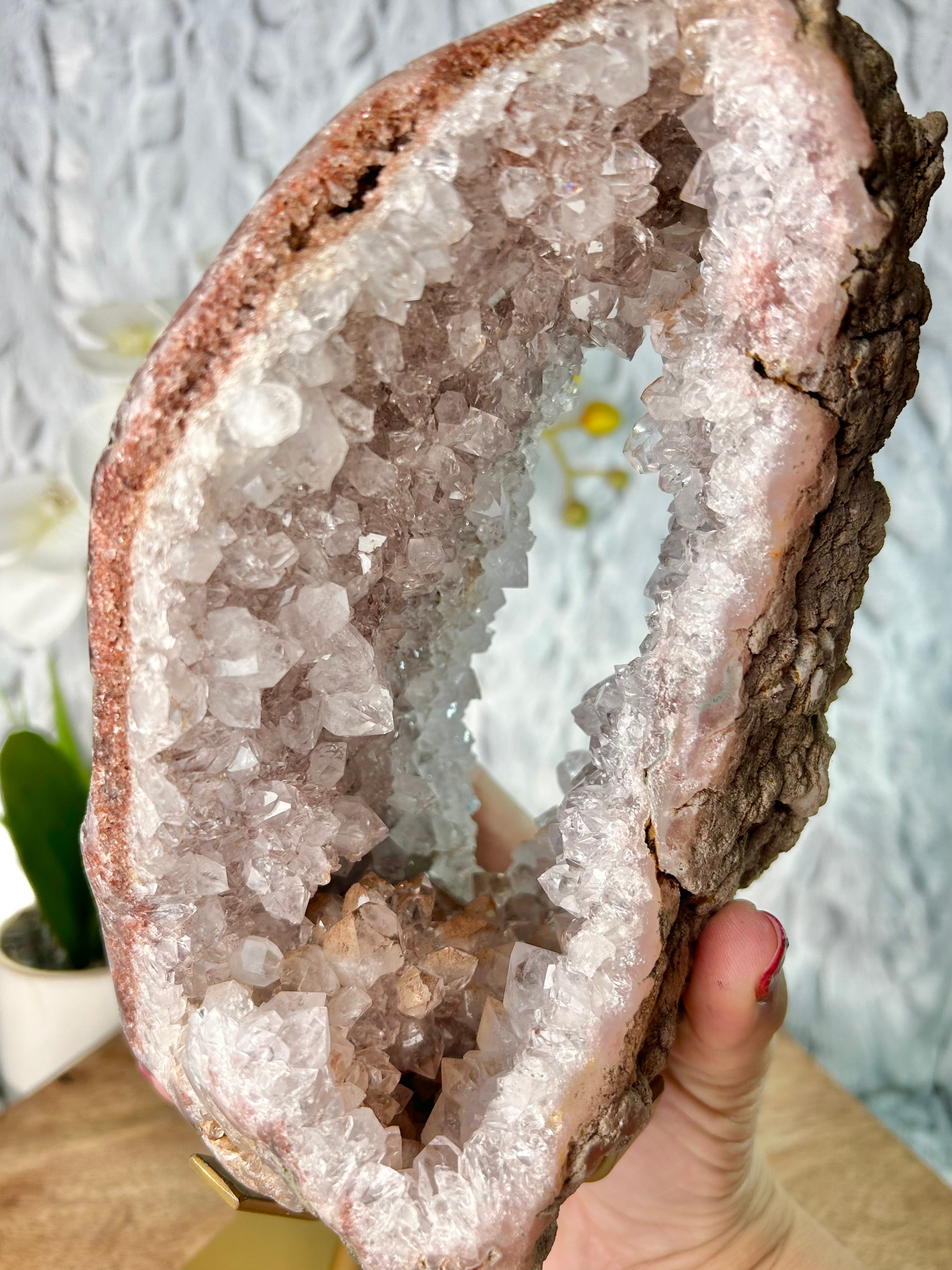 Unique Amethyst Geode Portal