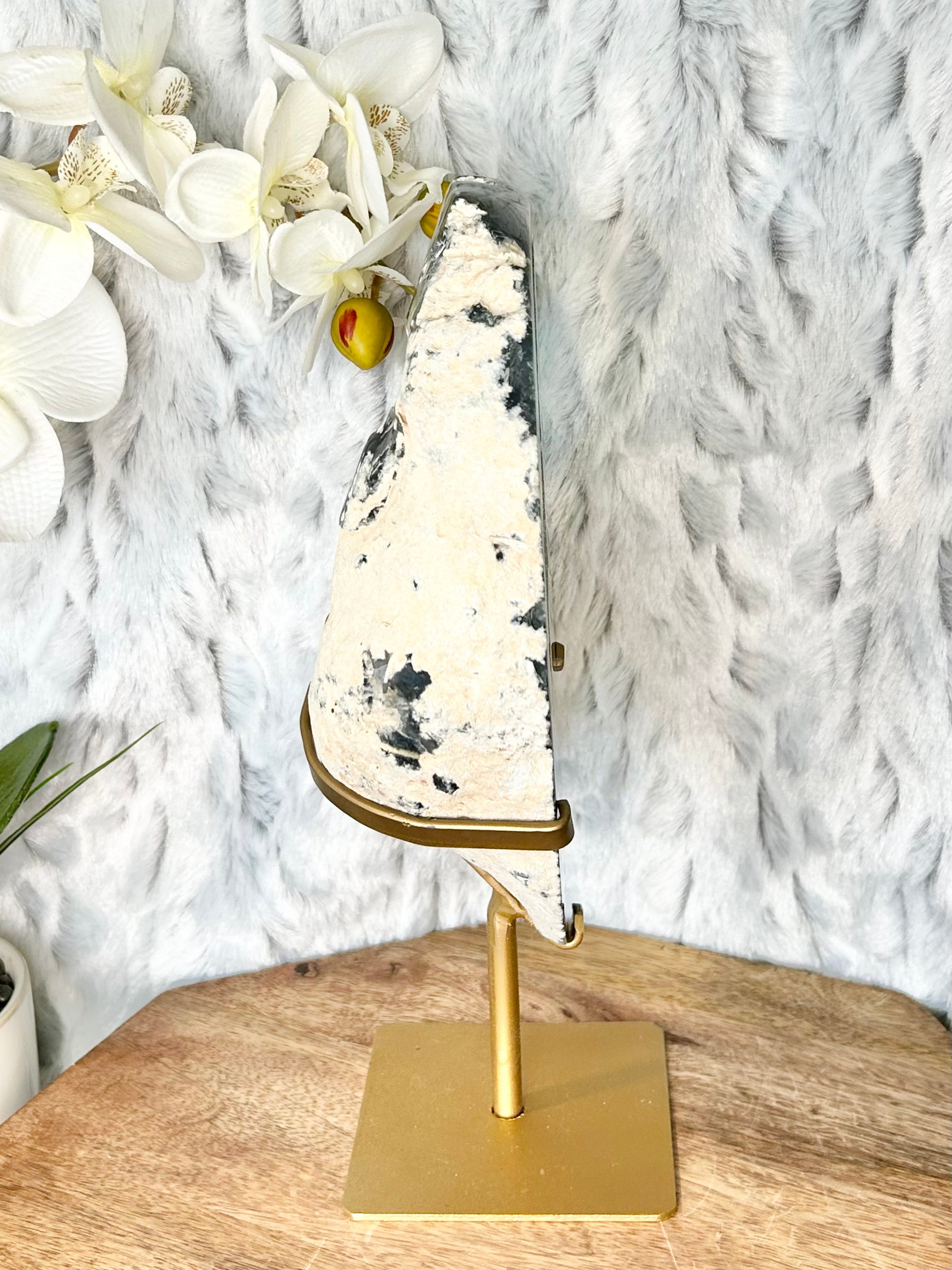 Large Blue Banded Geode