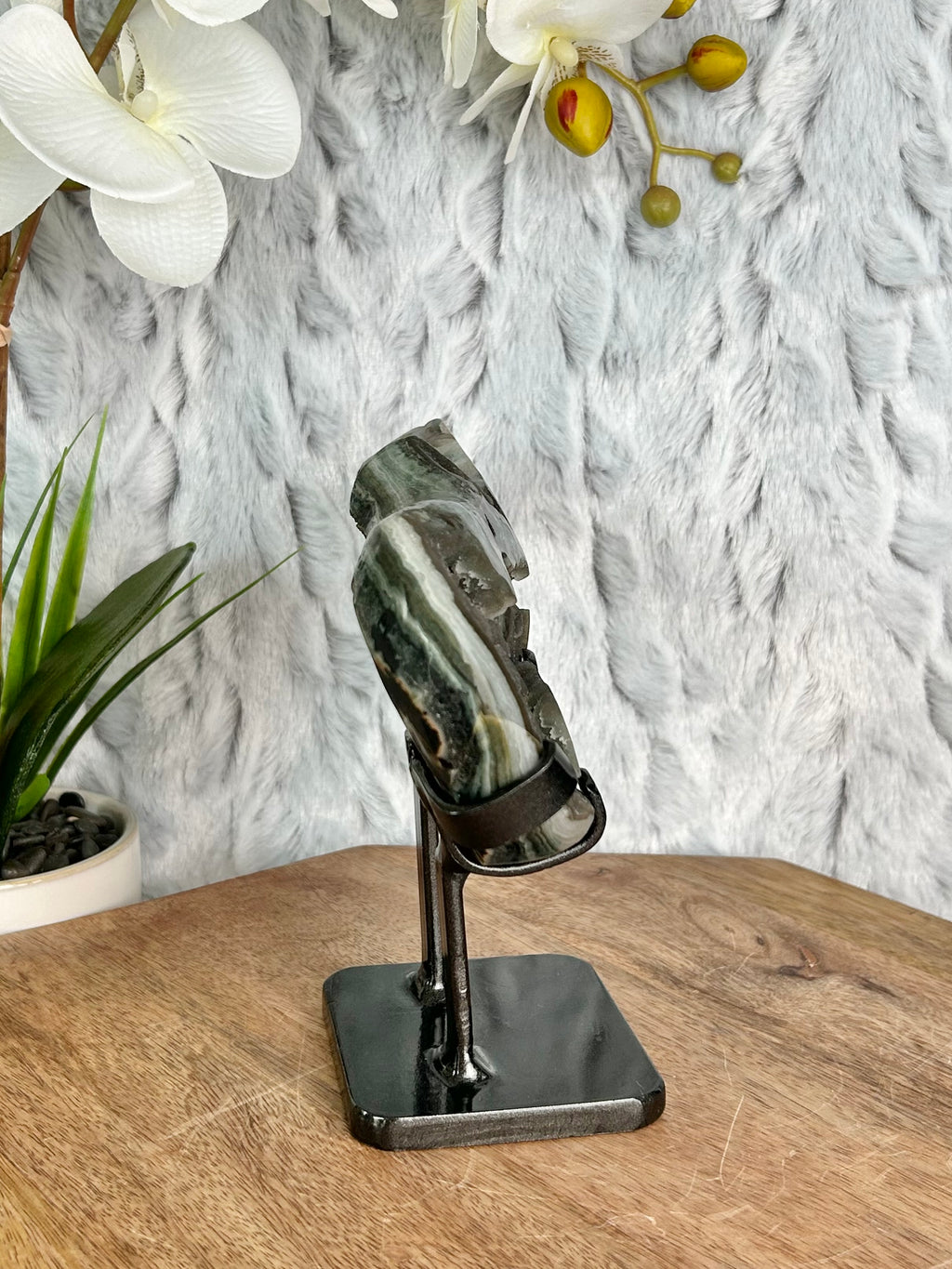 Uruguayan Amethyst Agate Guitar on stand