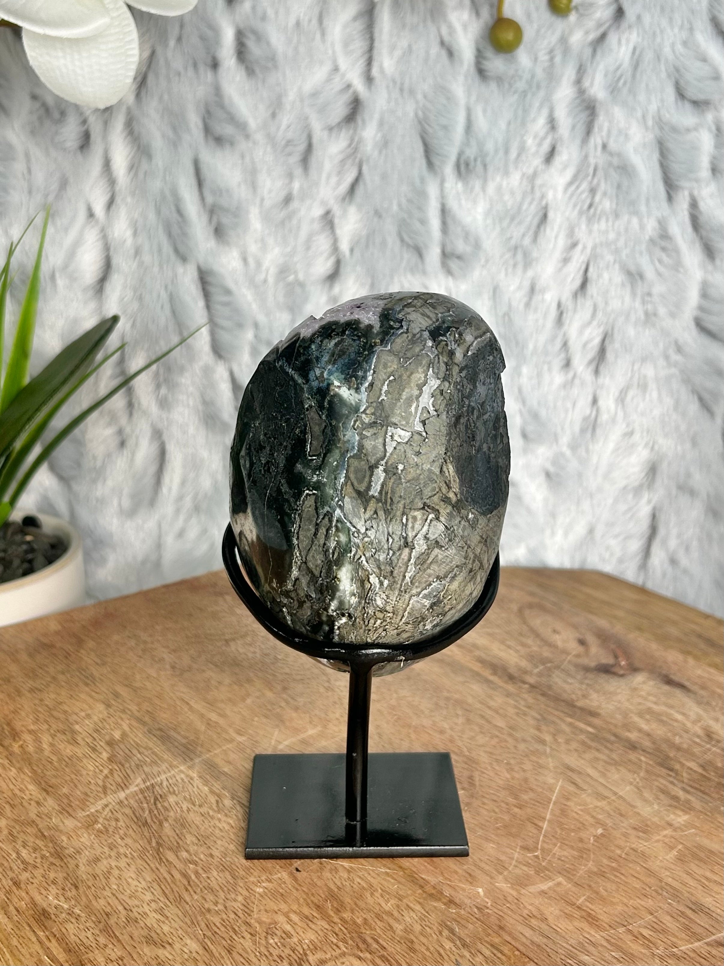 Uruguayan Deep Purple Geode