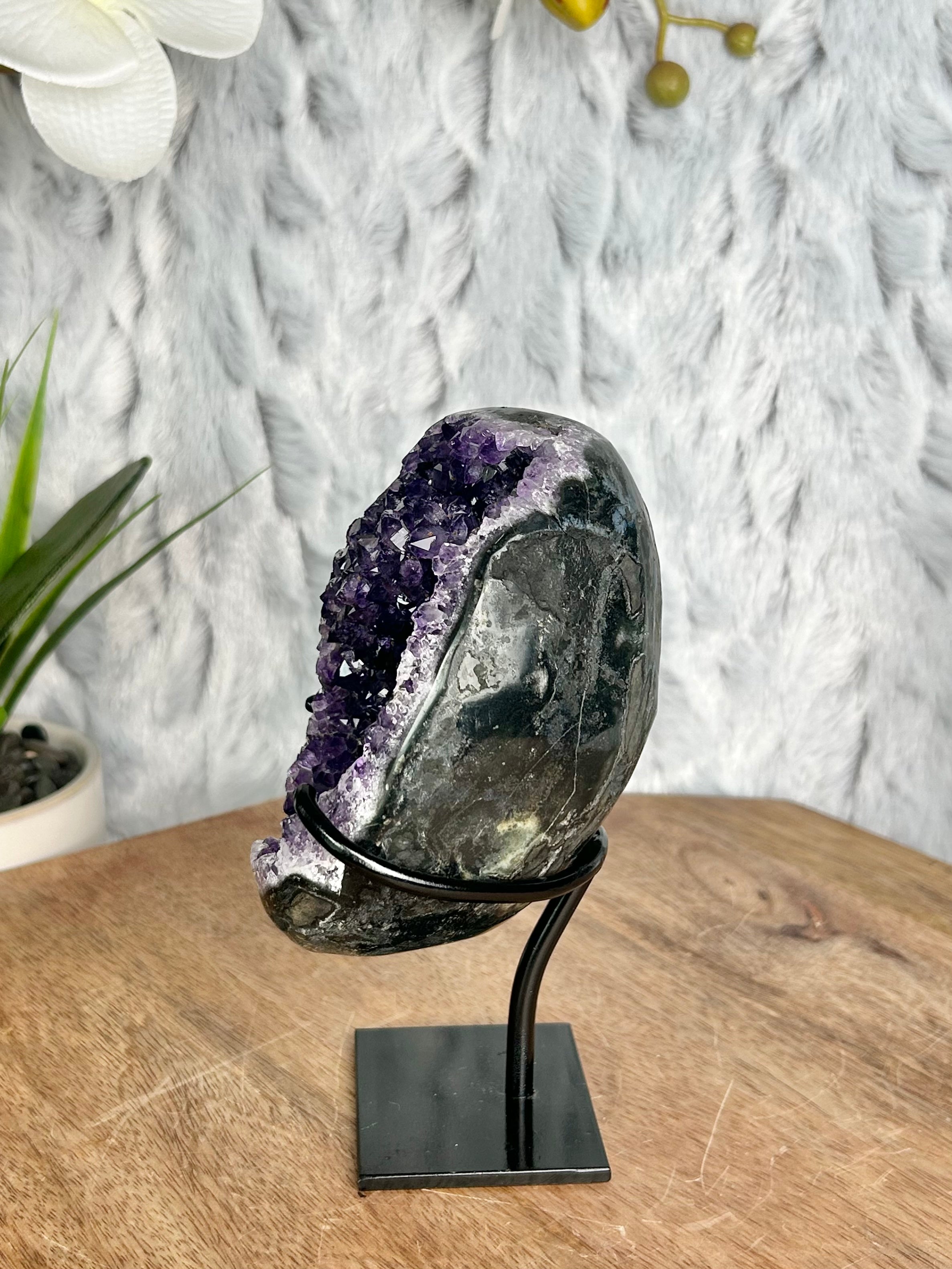 Uruguayan Deep Purple Geode