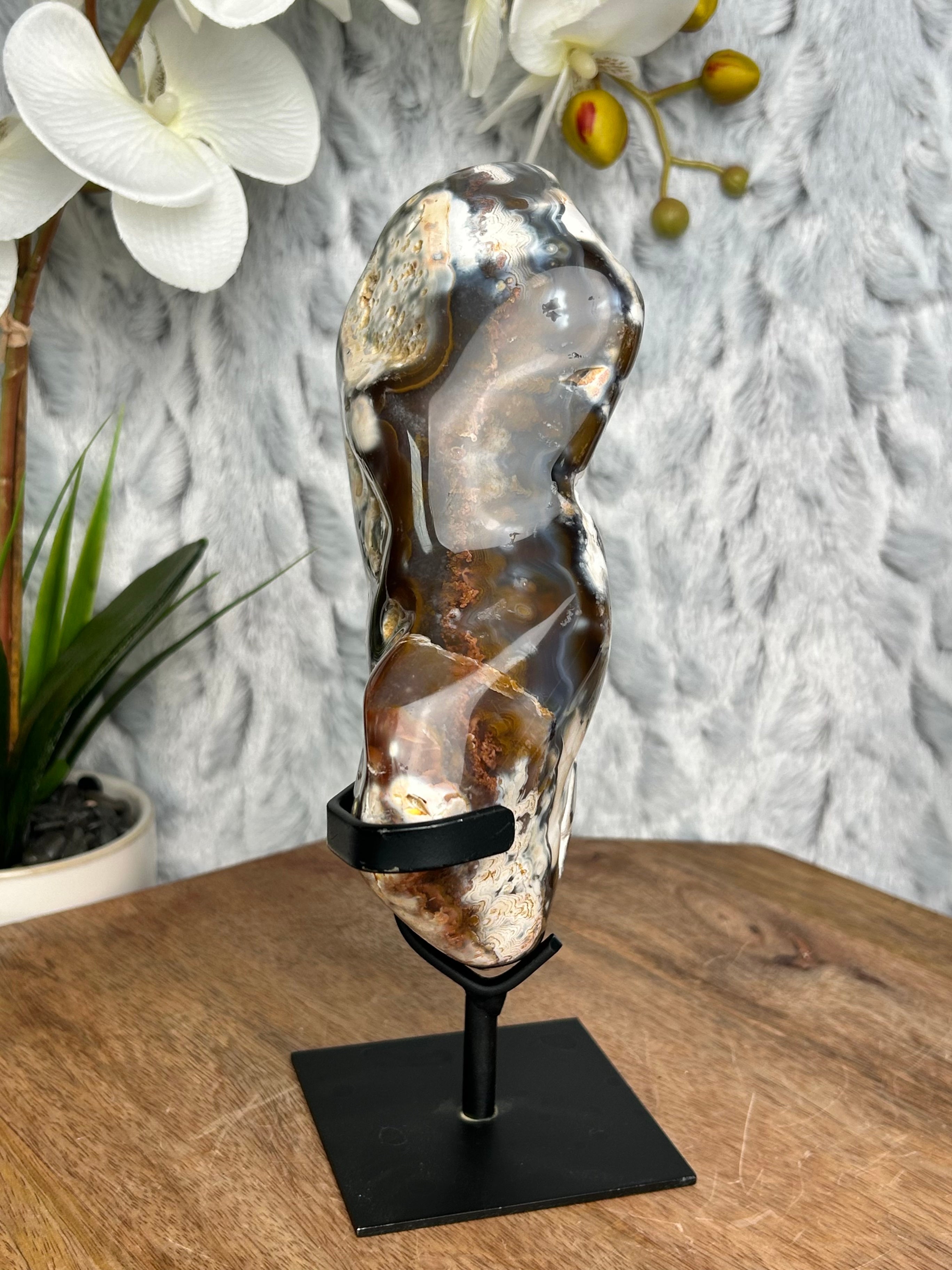 Unique Brown and White Orca Agate