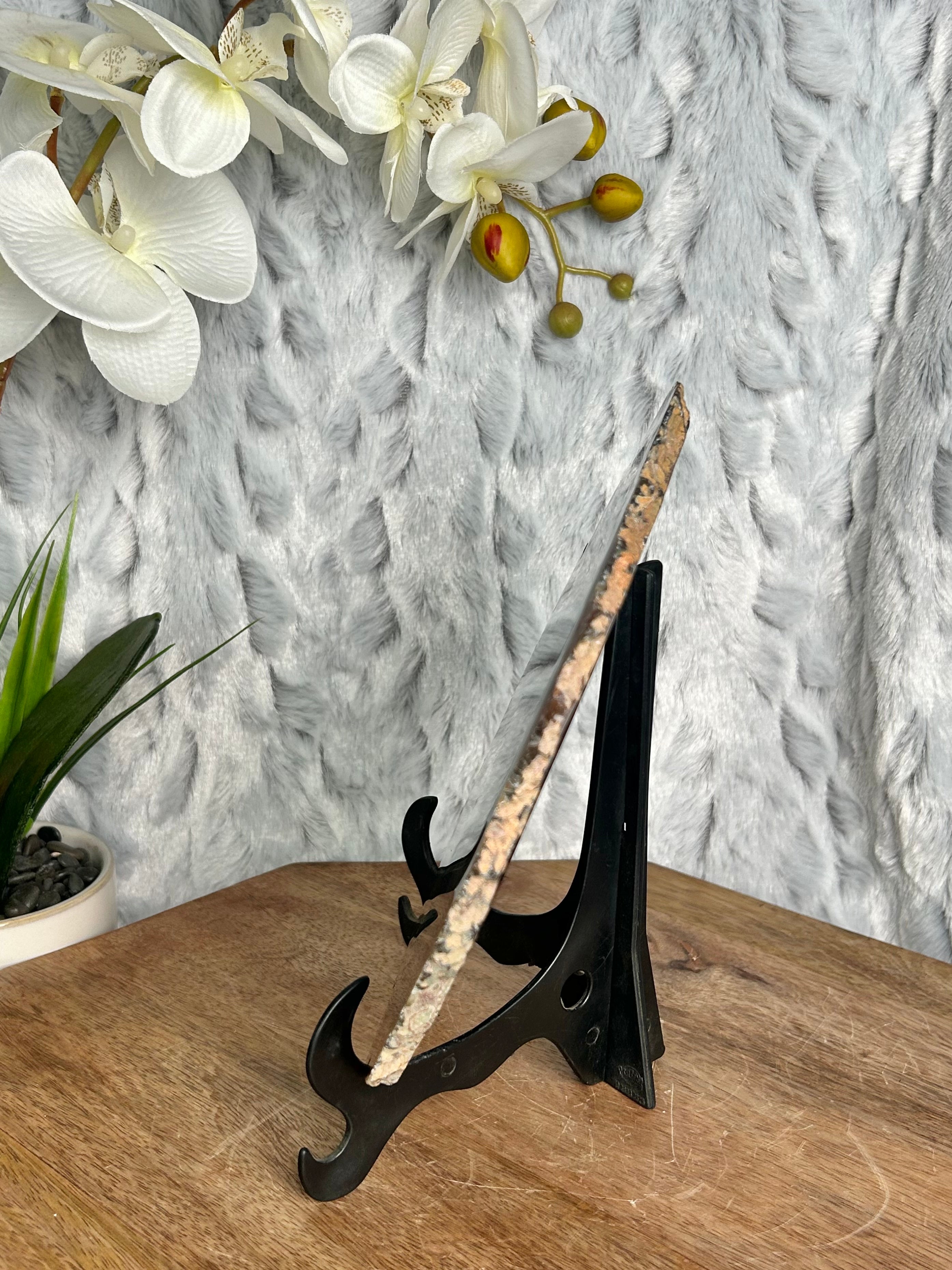 HQ Agate Slice on stand