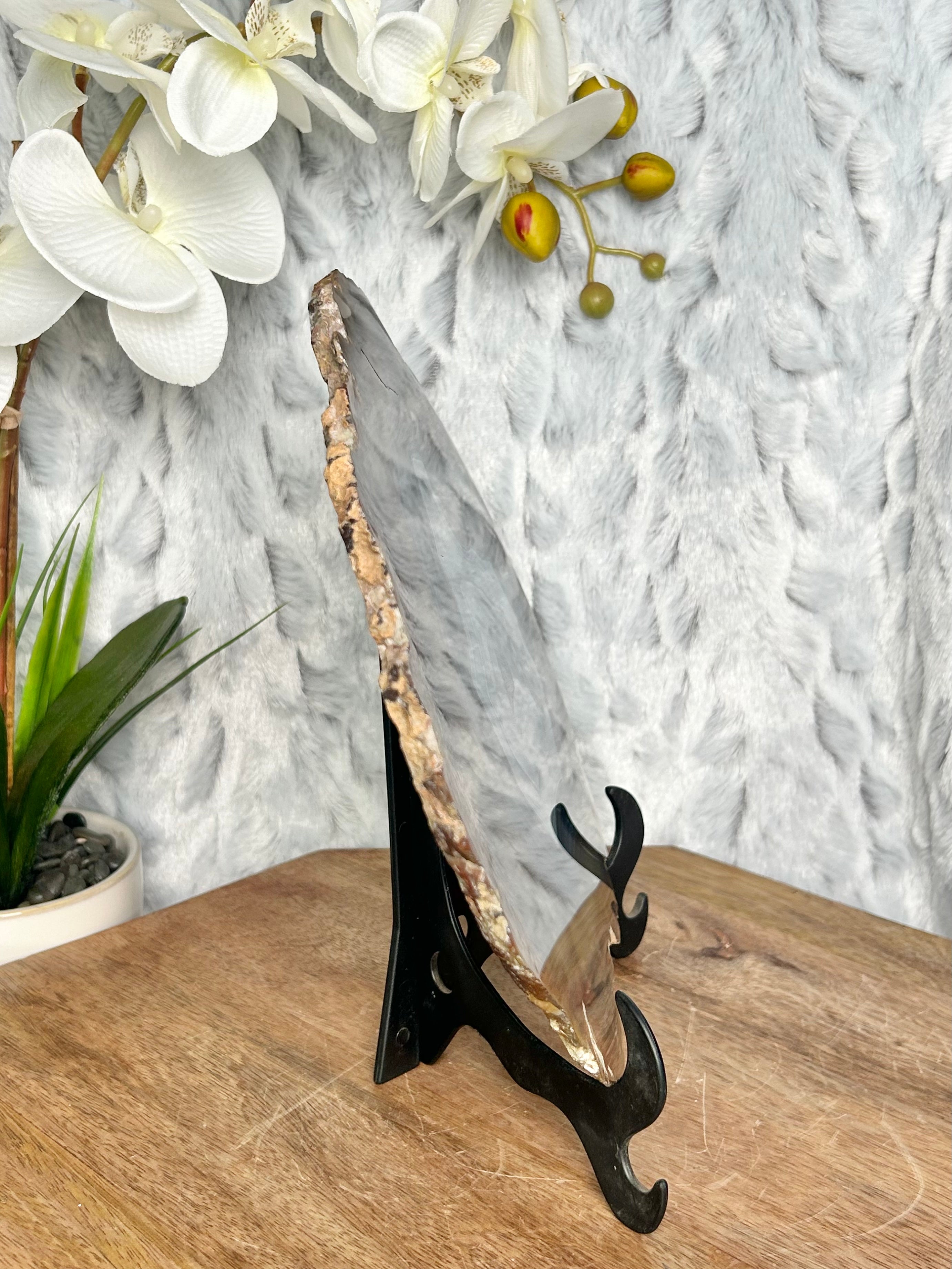 HQ Agate Slice on stand