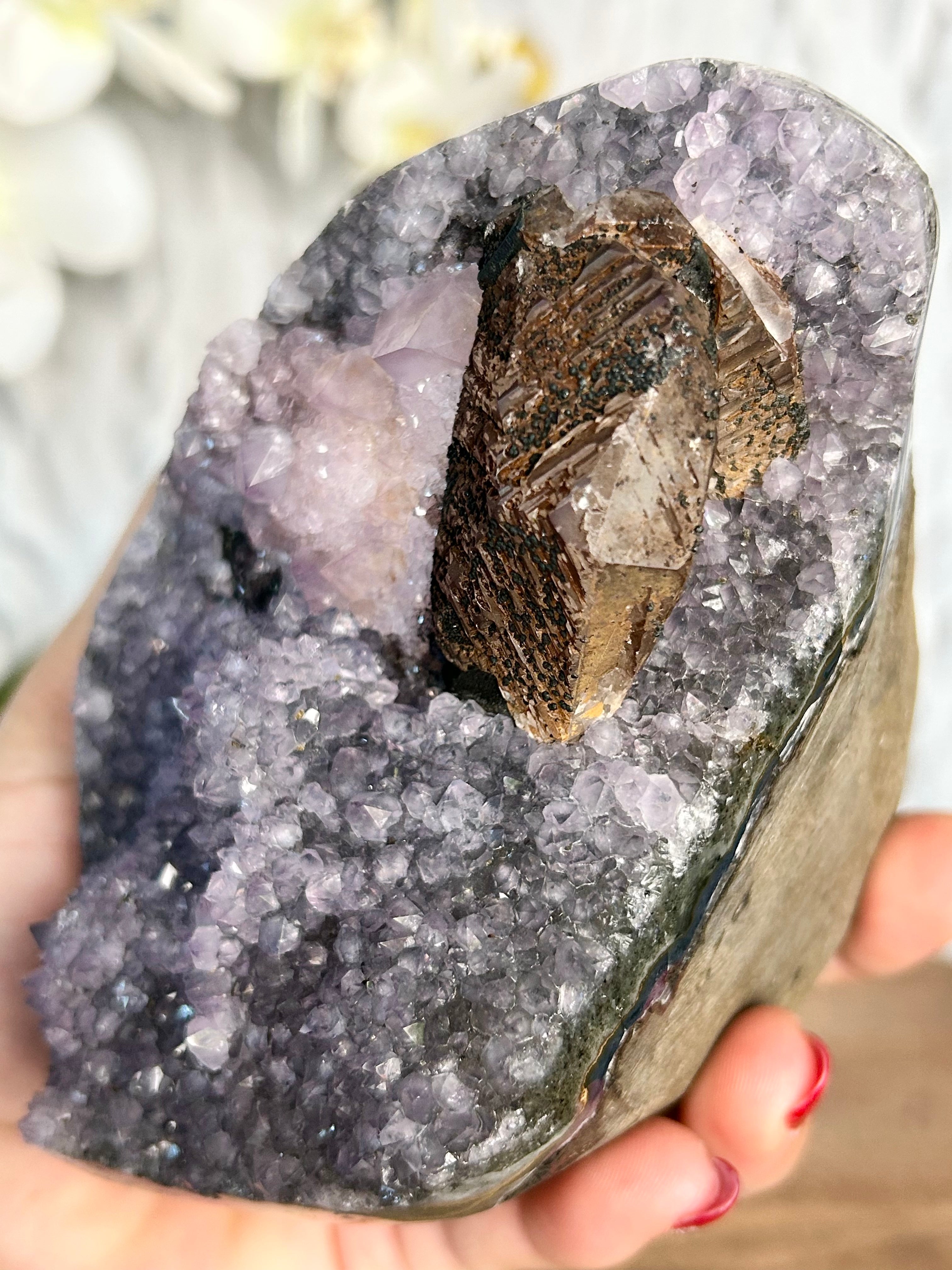 Uruguayan Rainbow Amethyst Cut Base