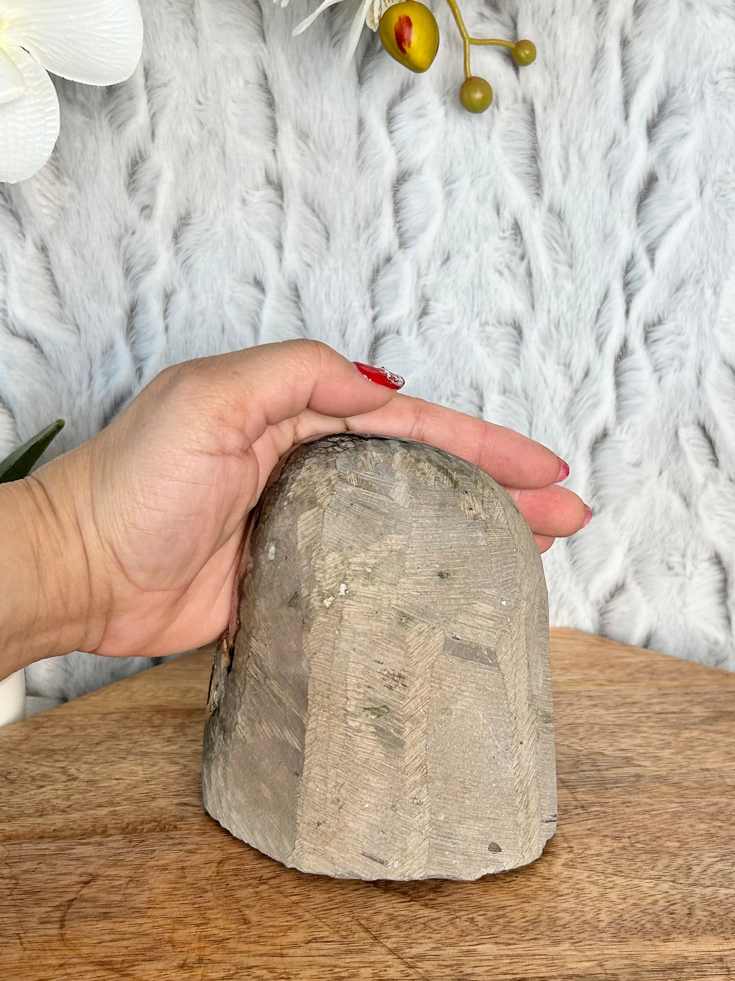 Uruguayan Rainbow Amethyst Cut Base