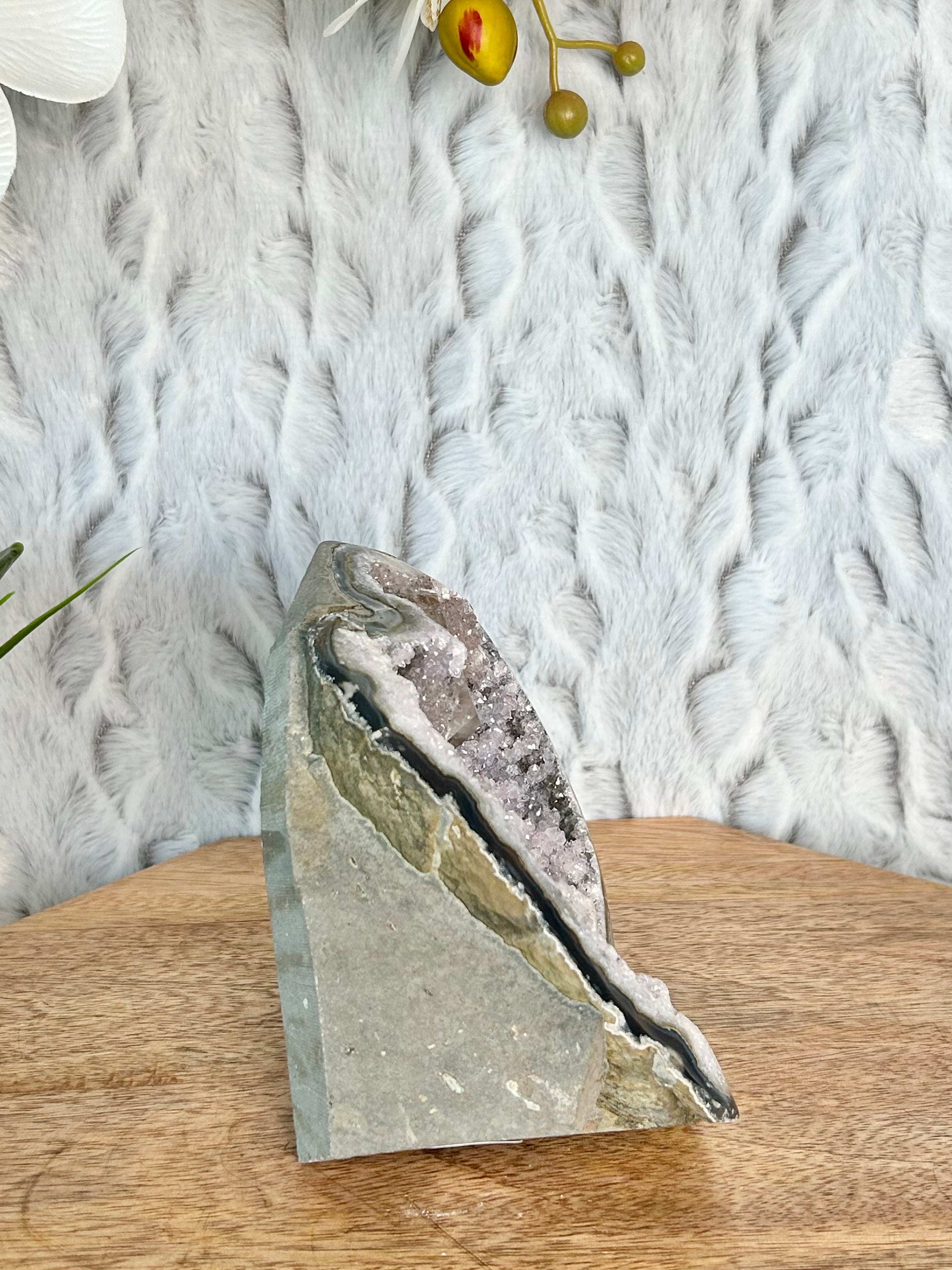 Rare Amethyst Cut Base