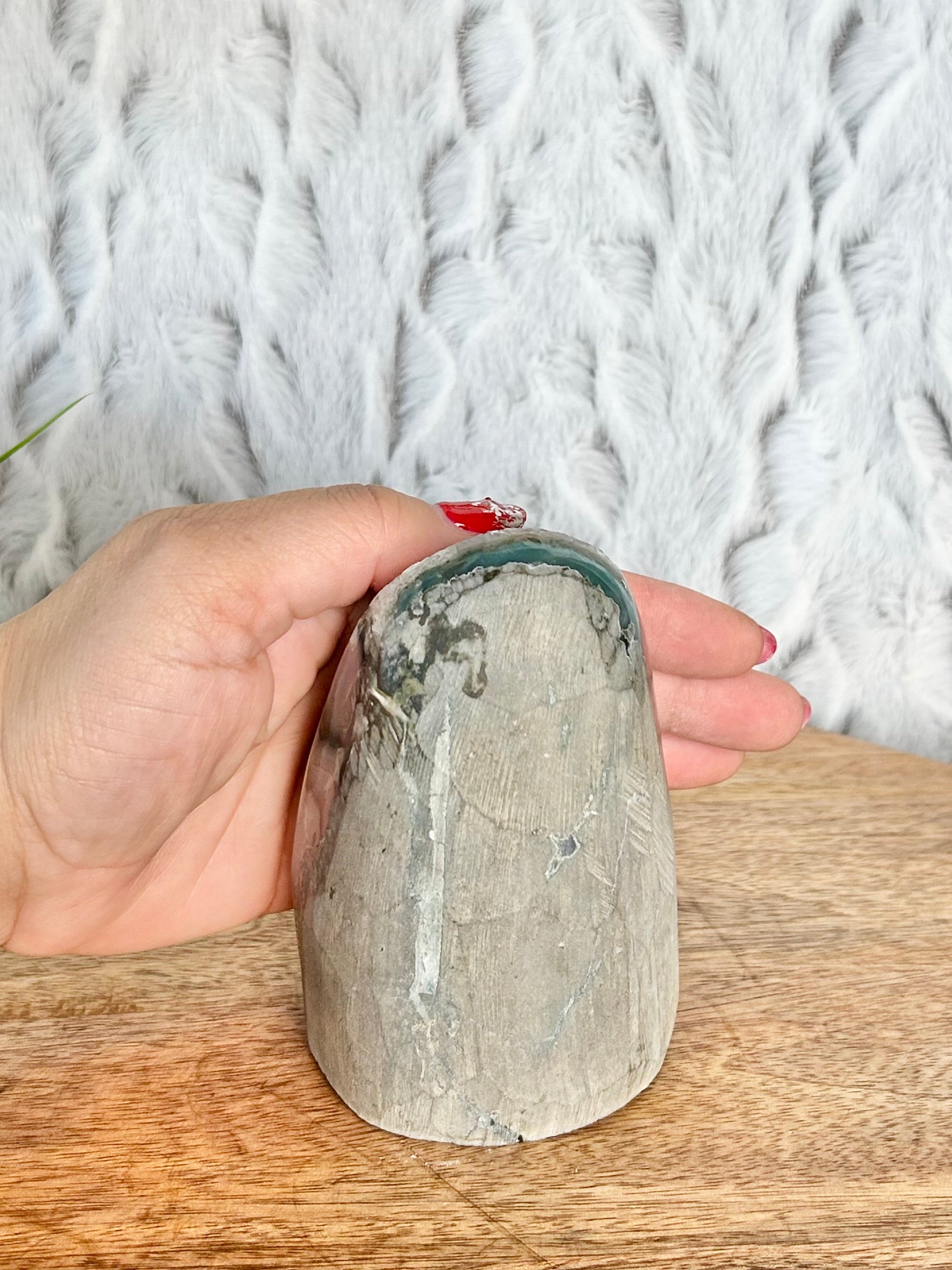 Rainbow Amethyst Cut Base