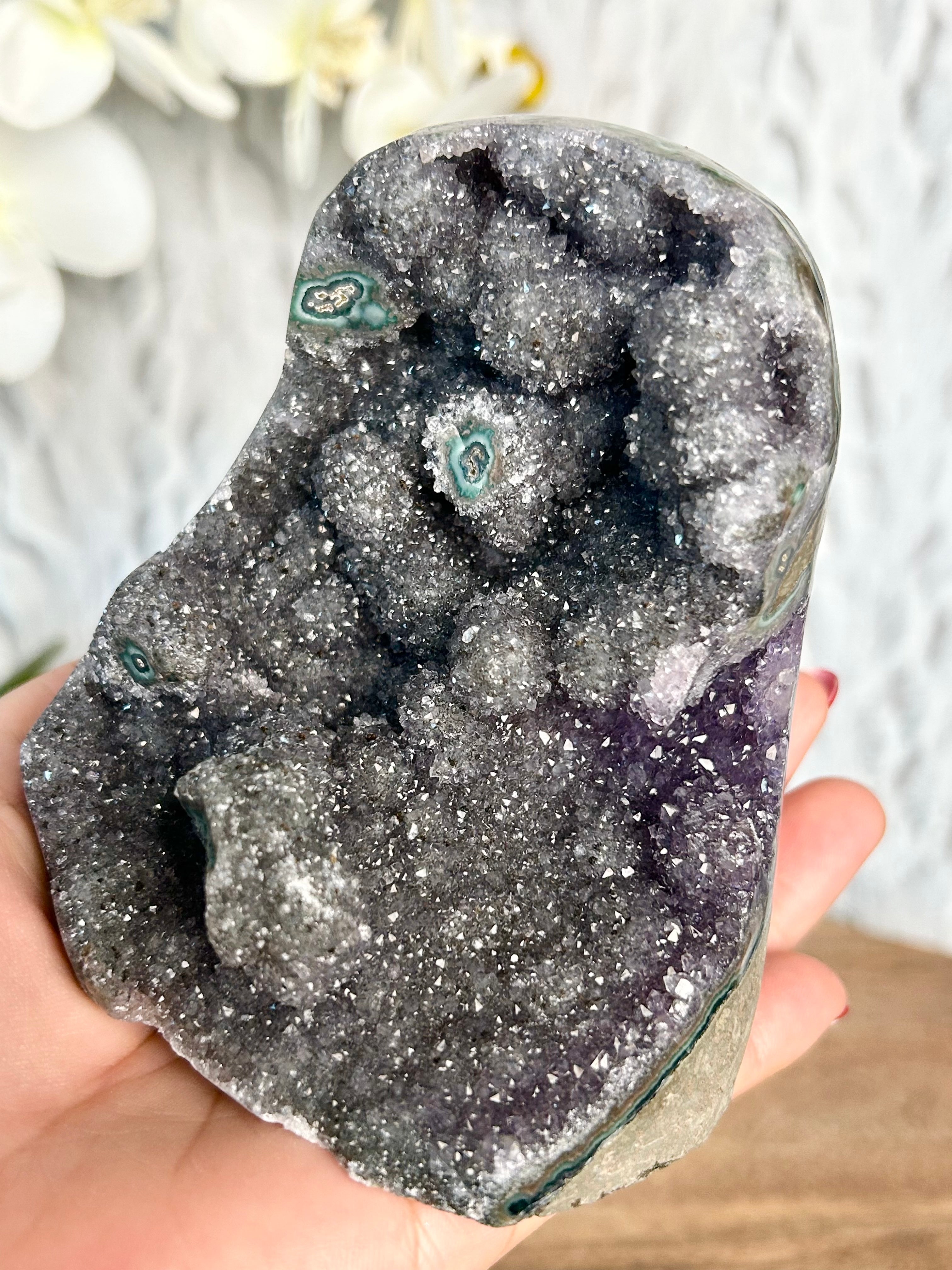 Stalactite Green Amethyst Cut Base