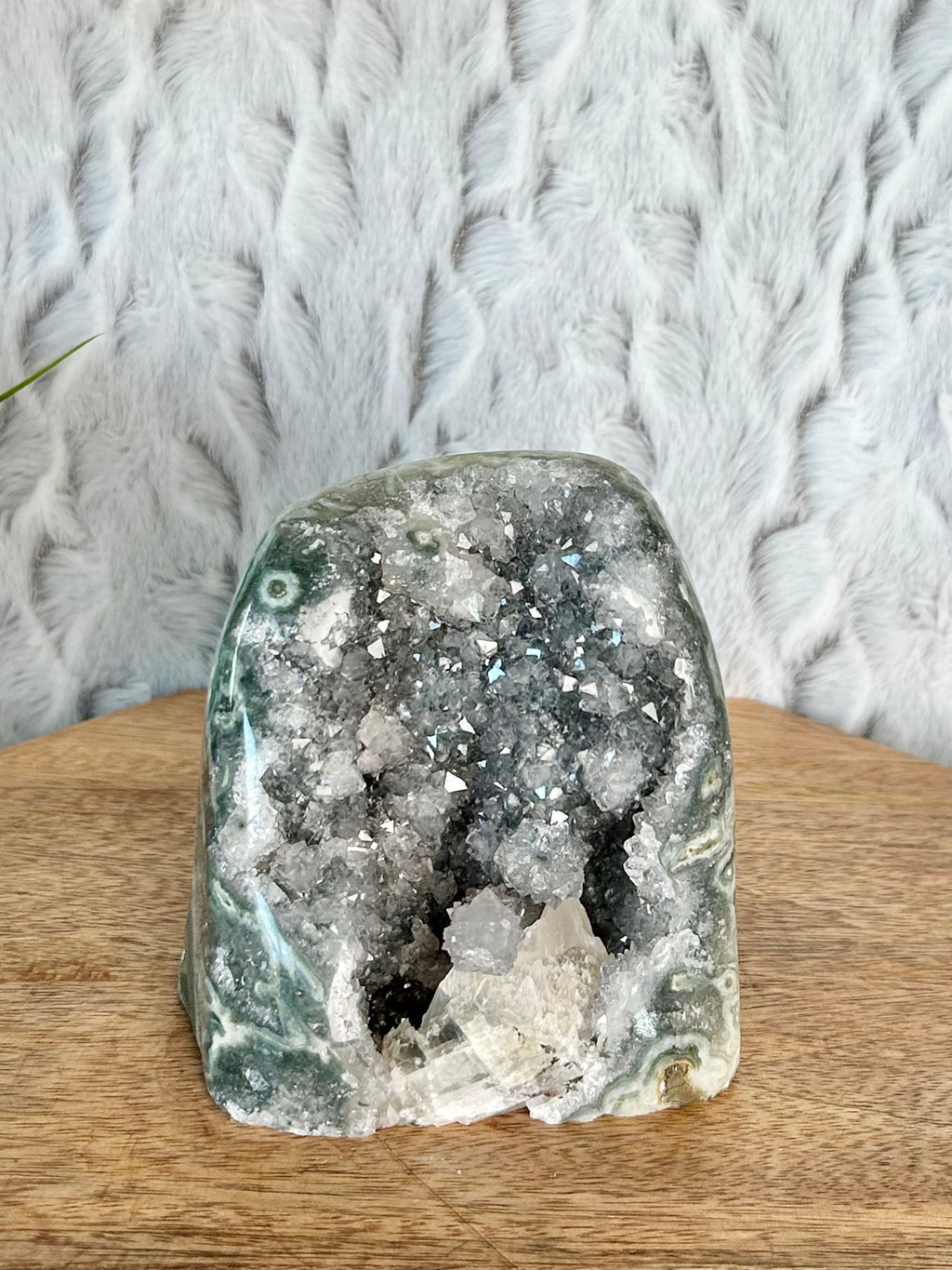 Green Amethyst Cut Base