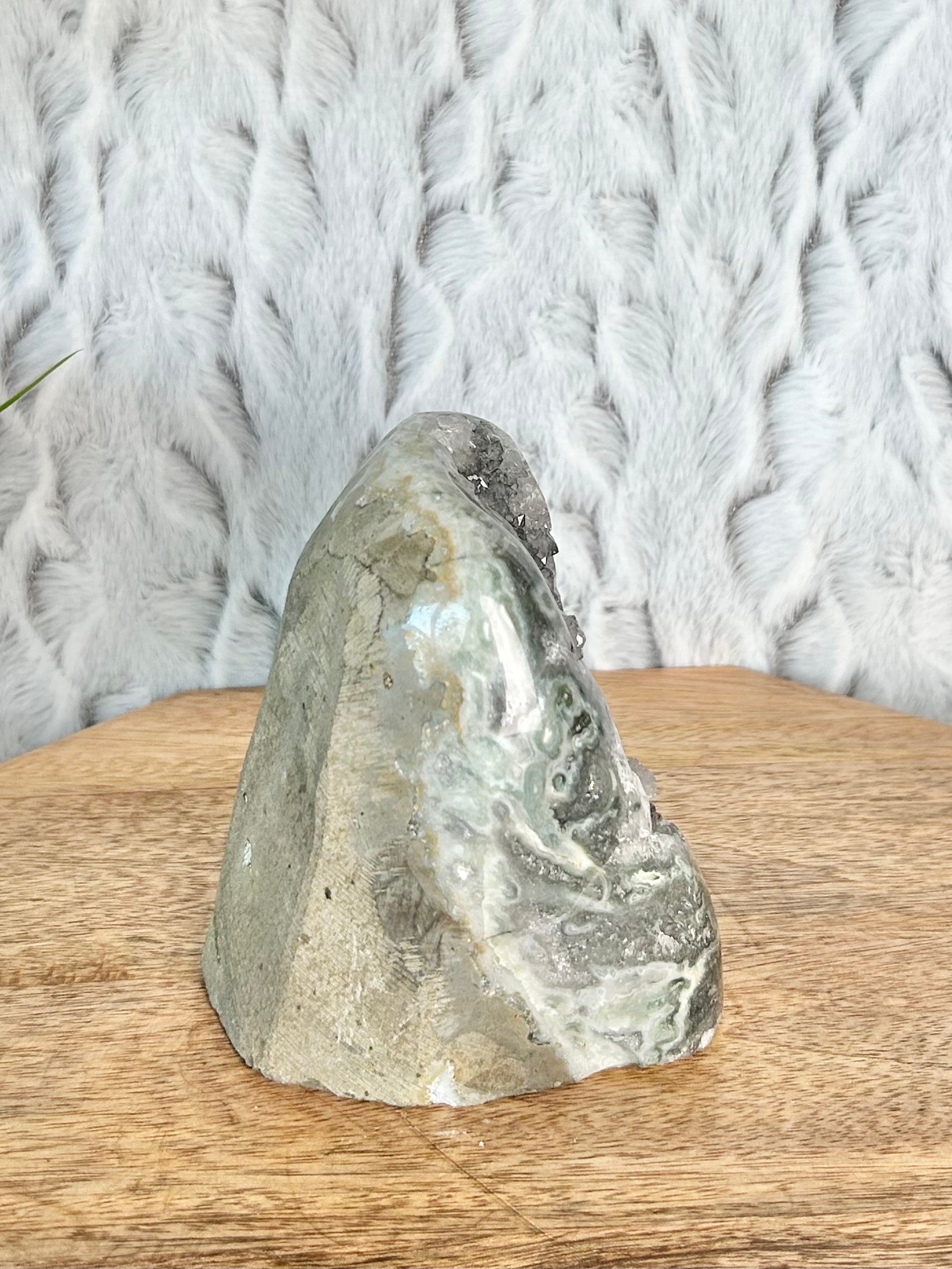Green Amethyst Cut Base